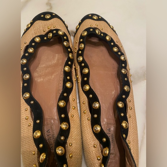 Alaia Studded Raffia and Suede Ballet Flats - Picture 2 of 13